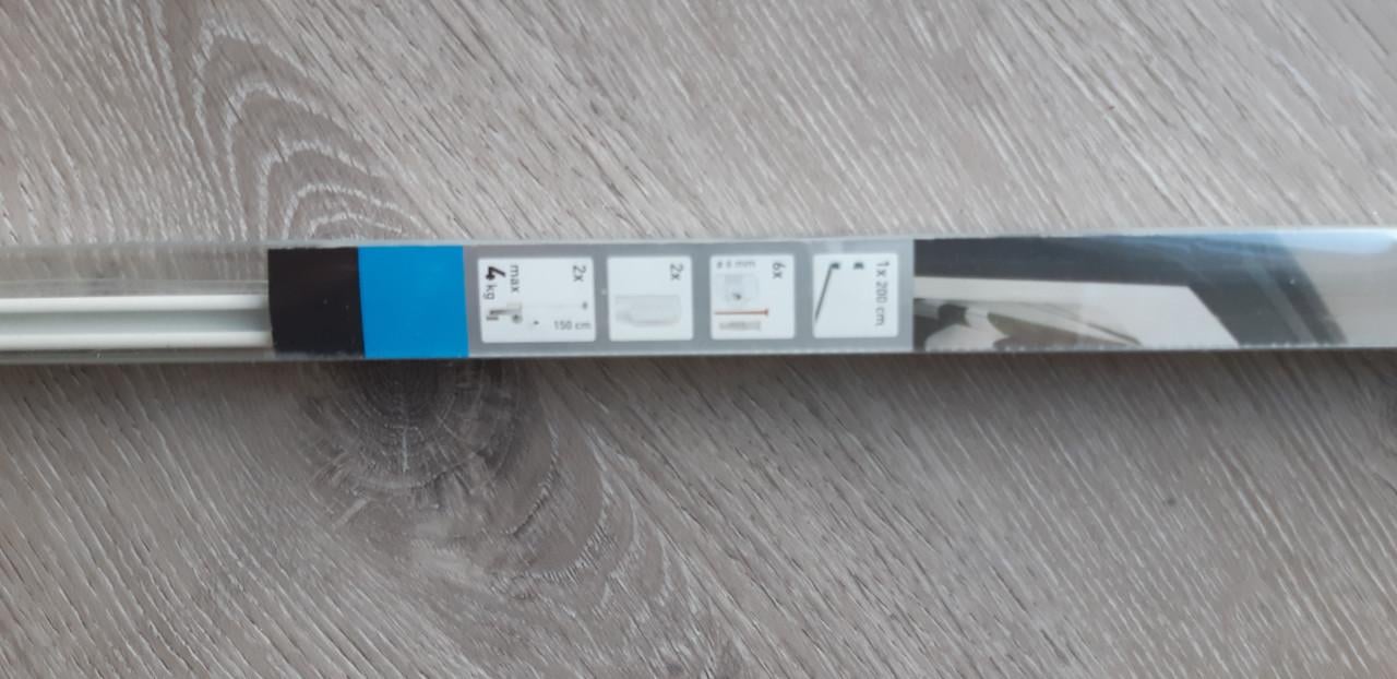 Nieuwe witte 2 meter lange  Arti Teq railset