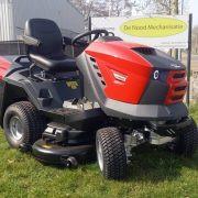 Seco Starjet Exclusive UJ122 4WD zitmaaier met opvang