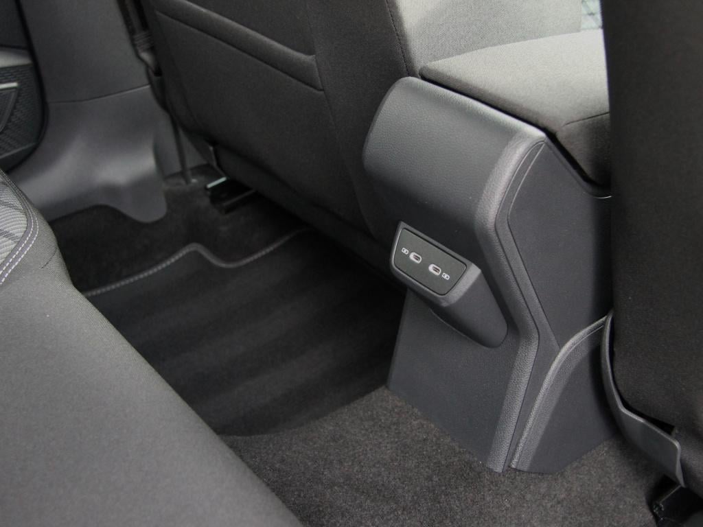 Volkswagen Polo 1.0tsi 110pk dsg r-line | acc | active info | navi | camera