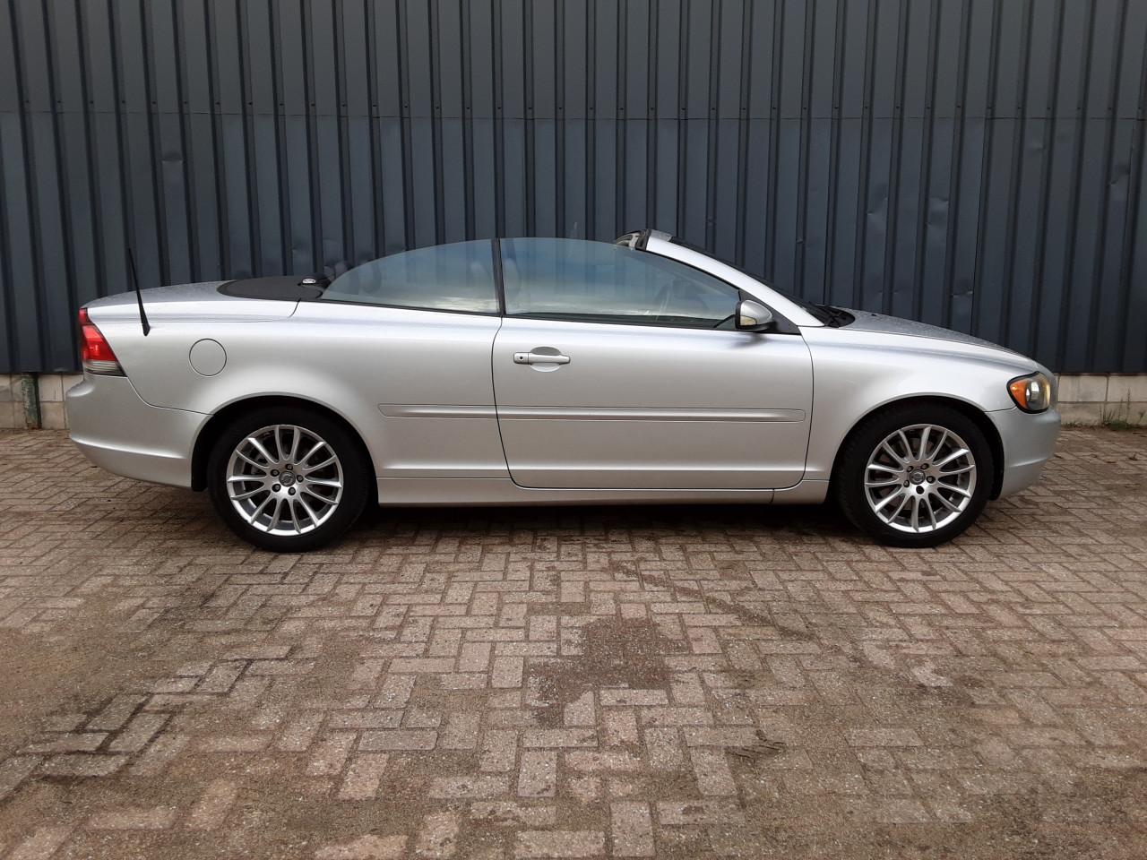 Volvo C70 Convertible 2.4i Summum handgeschakeld