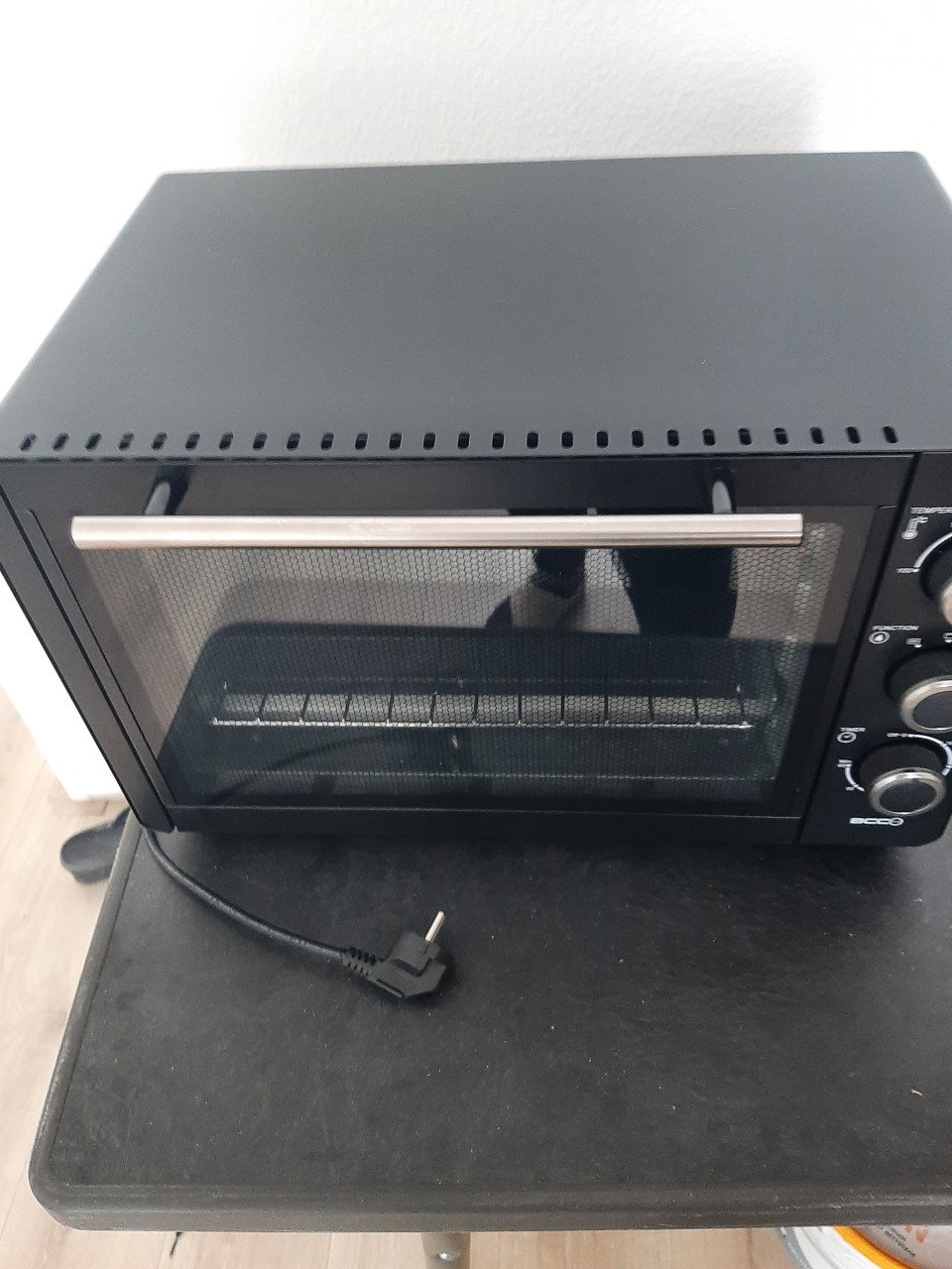Oven