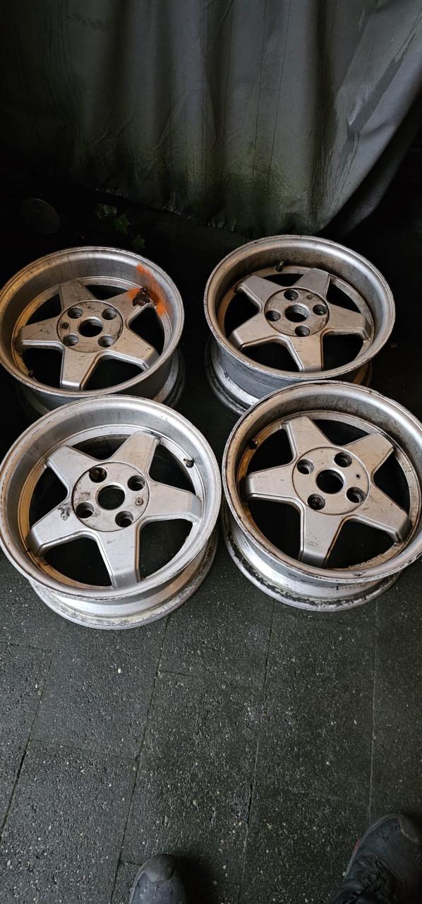 Licht metalen velgen Peugeot GT