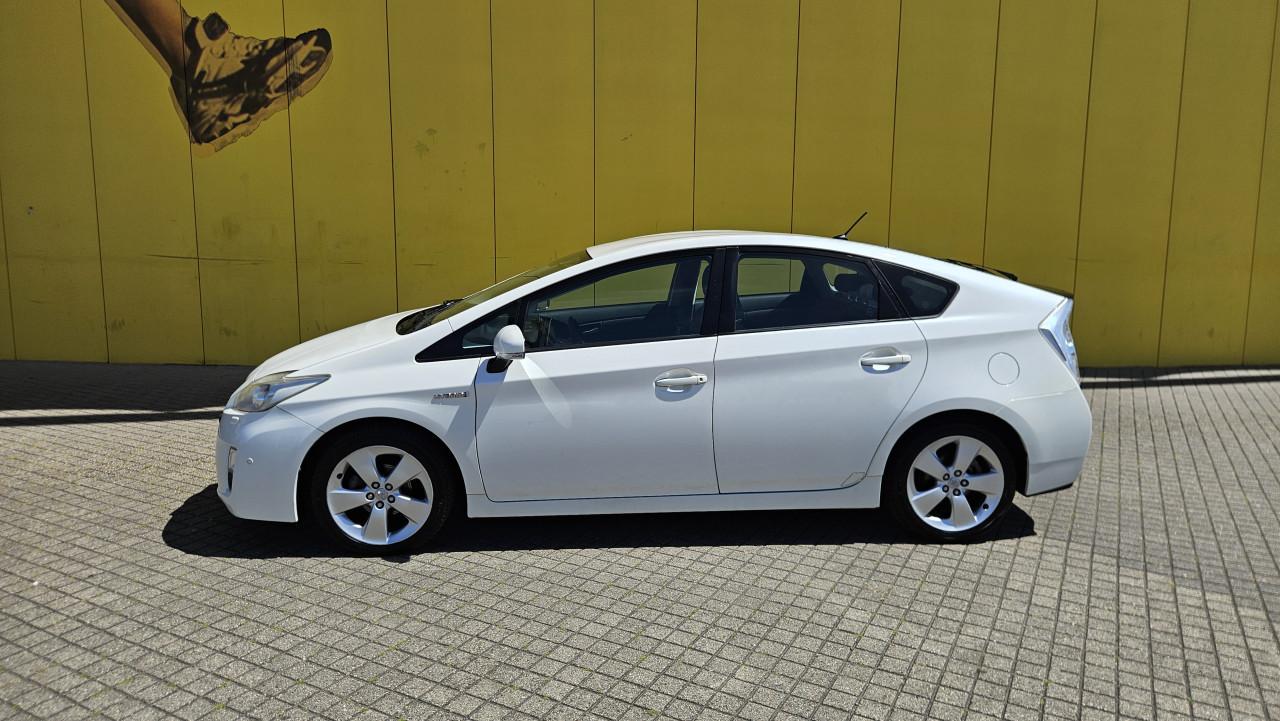 TOYOTA PRIUS 1.8 DYNAMIC HYBRIDE AUTOMAAT