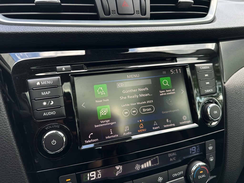 Nissan Qashqai 1.3 dig-t n-connecta