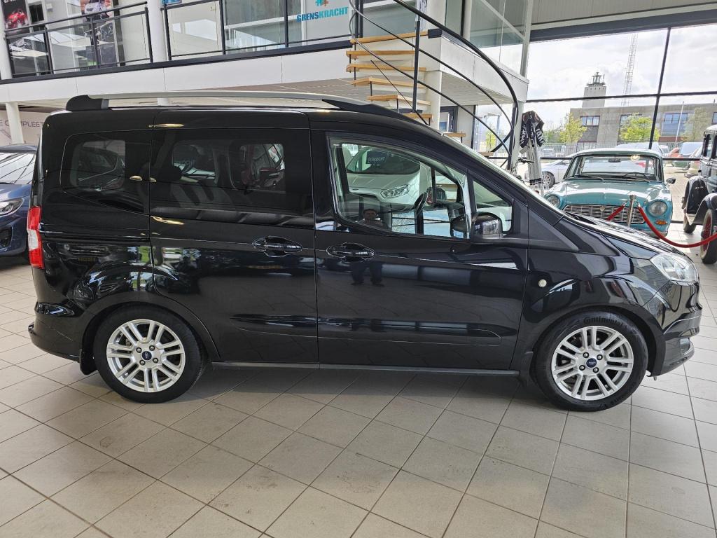 Ford Tourneo Courier 1.0 titanium