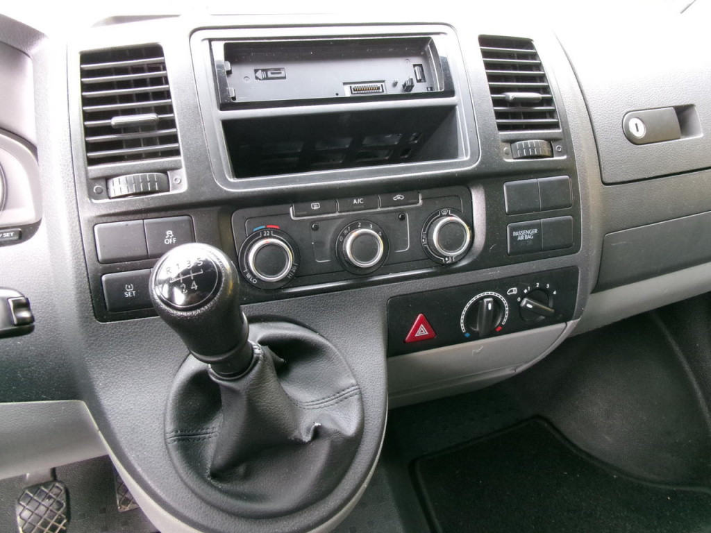 Volkswagen Transporter 2.0 tdi airco 9-persoons personenbus trekhaak