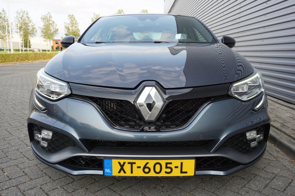 Renault Megane 1.8 tce 280 rs - schaalstoelen / hud / xenon / camera / navi