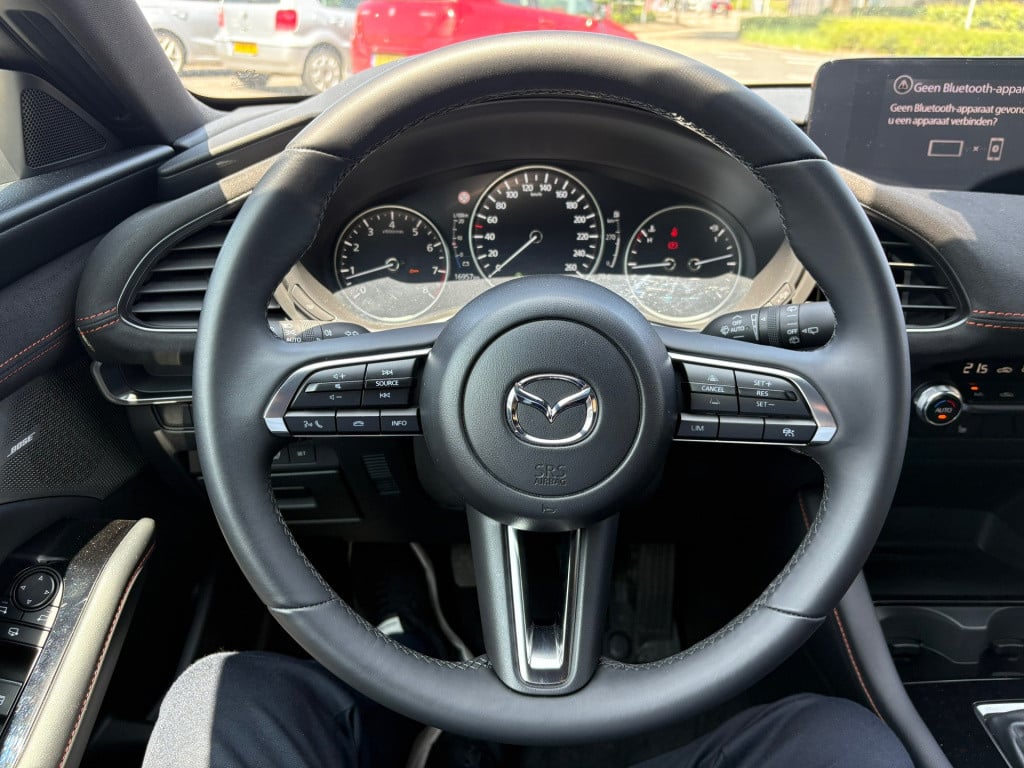 Mazda 3 2.0 e-skyactiv-g m hybrid 122 homura