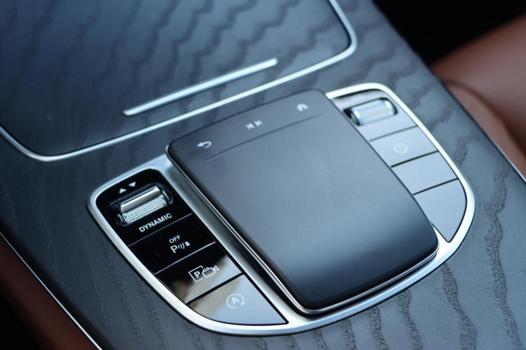 Mercedes-Benz E-Klasse 200 business solution amg