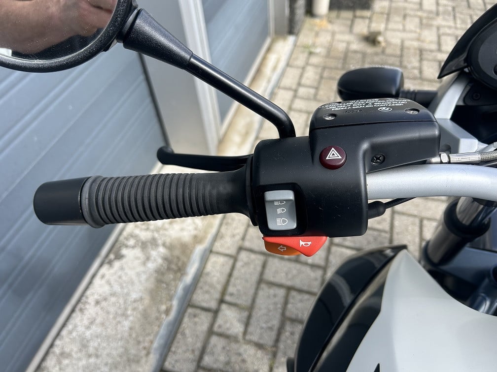 Stoere BMW R1150R Rockster uit 2004 met 36dkm, Twin-Spark mét ABS €2995,-