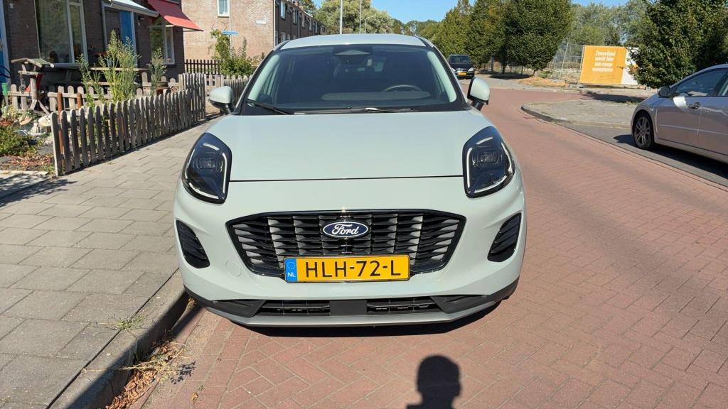 Ford Puma 1.0 ecoboost hybrid titanium