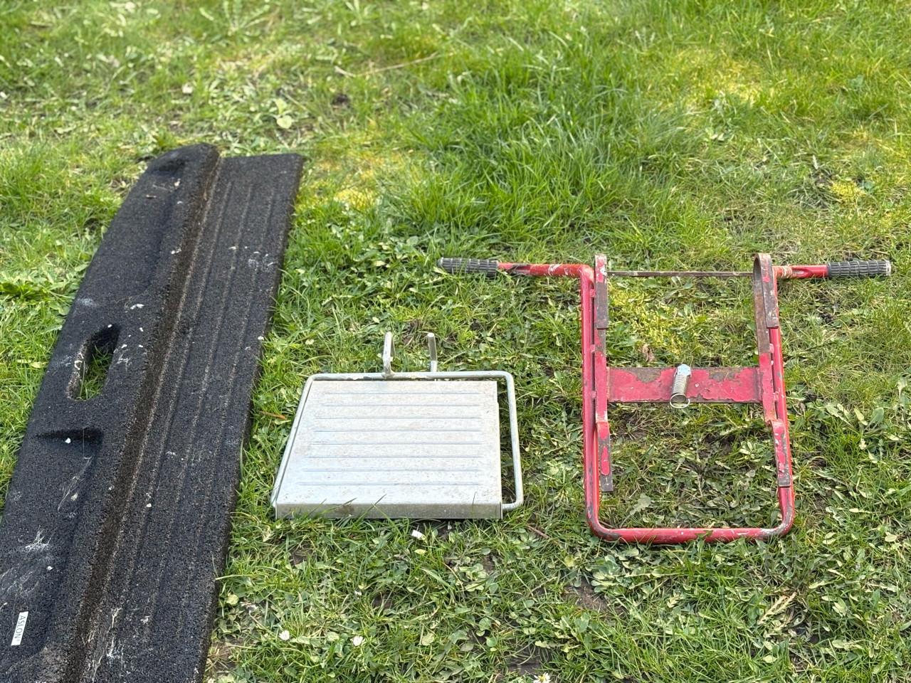 Ladderafhouder, laddermat en sportverbreder