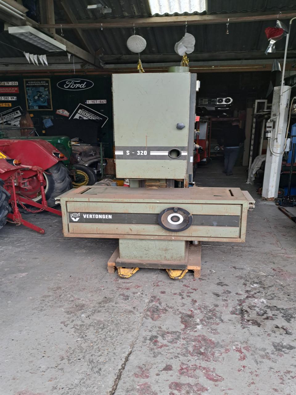 Vertongen vandikte schuurmachine