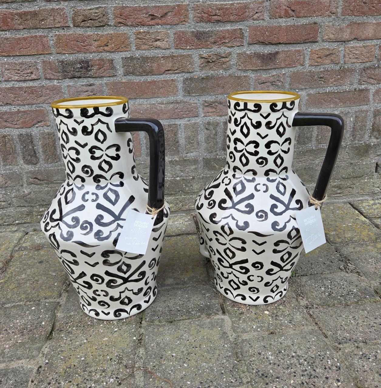 Twee Zusss x return to sender vazen (nieuw)