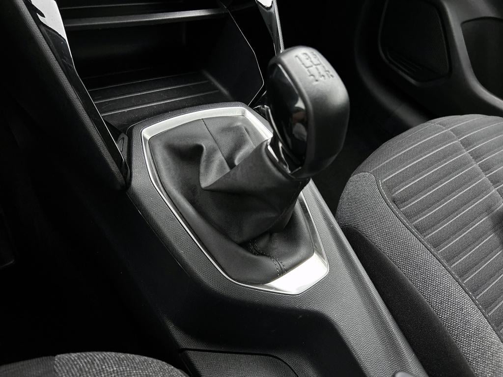 Peugeot 208 75 pk style | rijklaar | parkeersensoren | apple carplay | crui