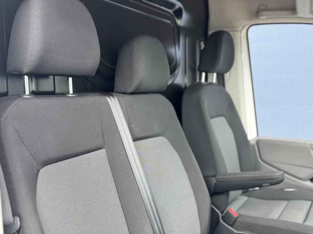 Volkswagen Crafter 35 2.0 tdi l4h3 laadklep / automaat / camera / navi / ca