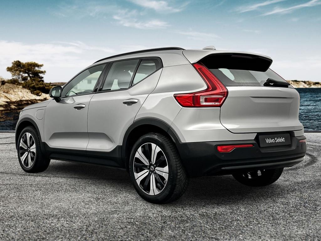 Volvo XC40 t4 211pk recharge ultimate dark | pano| adap.cruise| trekhaak| c