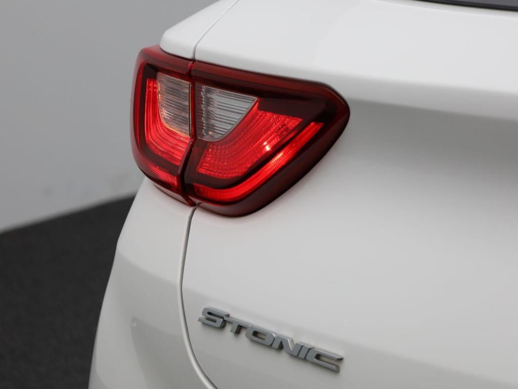Kia Stonic 1.0 t-gdi mhev dynamicline | apple carplay / android auto | park
