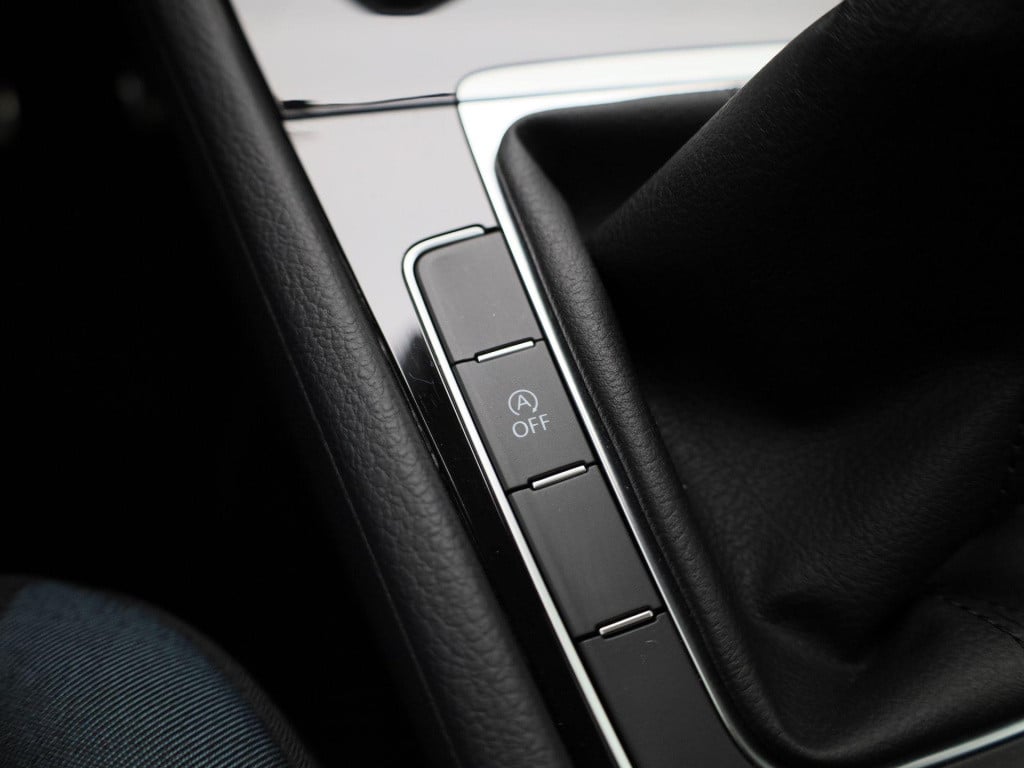 Volkswagen Golf variant 1.0 tsi comfortline | iq-drive | lmv | navigatie | 