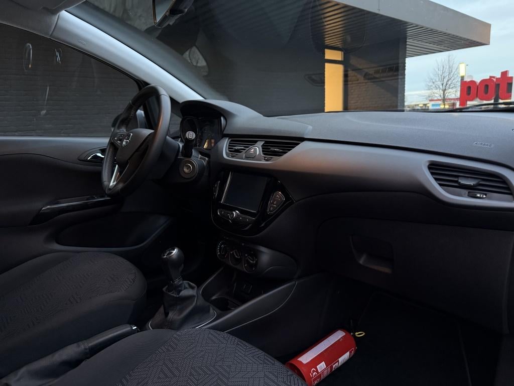 Opel Corsa 1.4 favourite