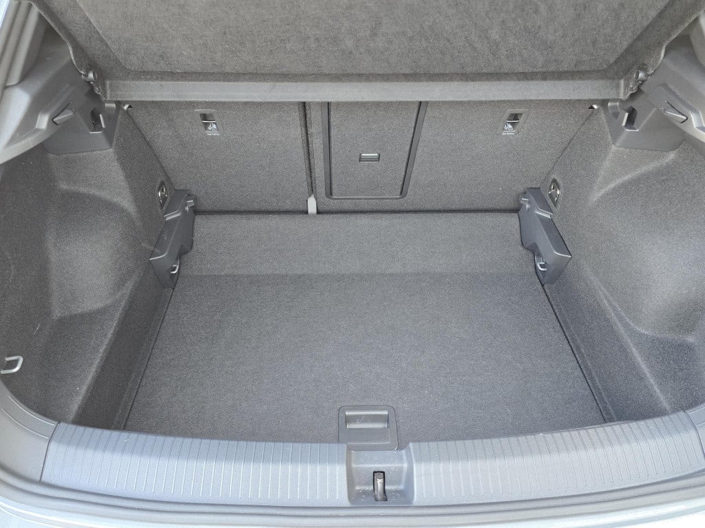 Volkswagen T-roc 1.5 tsi r-line edition virtual cockpit stuur/stoelverwarmi