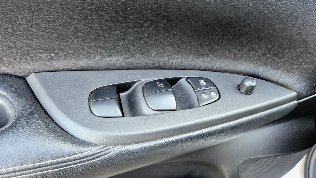 Nissan Pulsar 1.2 dig-t n-connecta | camera | cruise | navi | clima | trekh