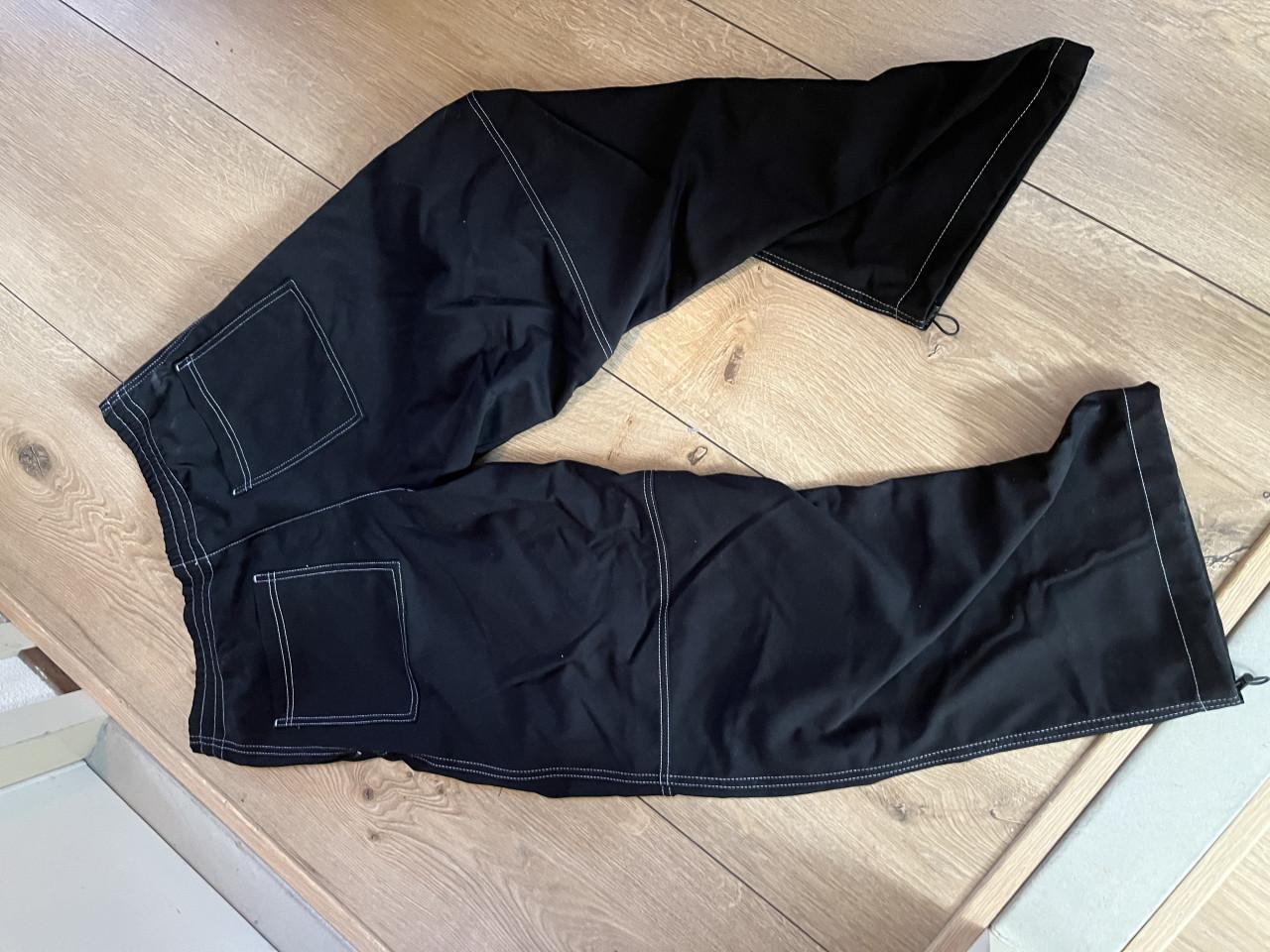 Zwarte zomerbroek van Zara