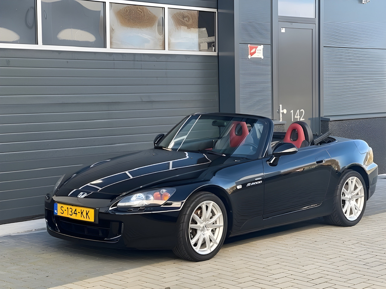 Honda S2000 2005 123.000 km. Berlina black