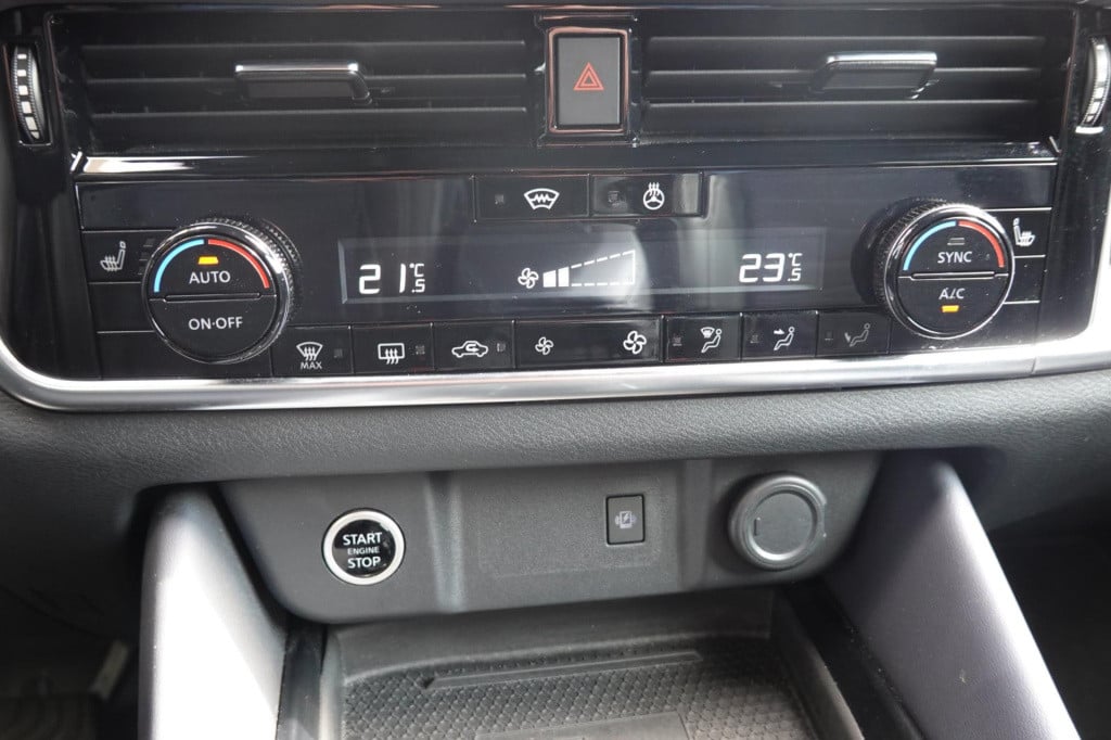 Nissan Qashqai 1.3 mhev xtronic tekna