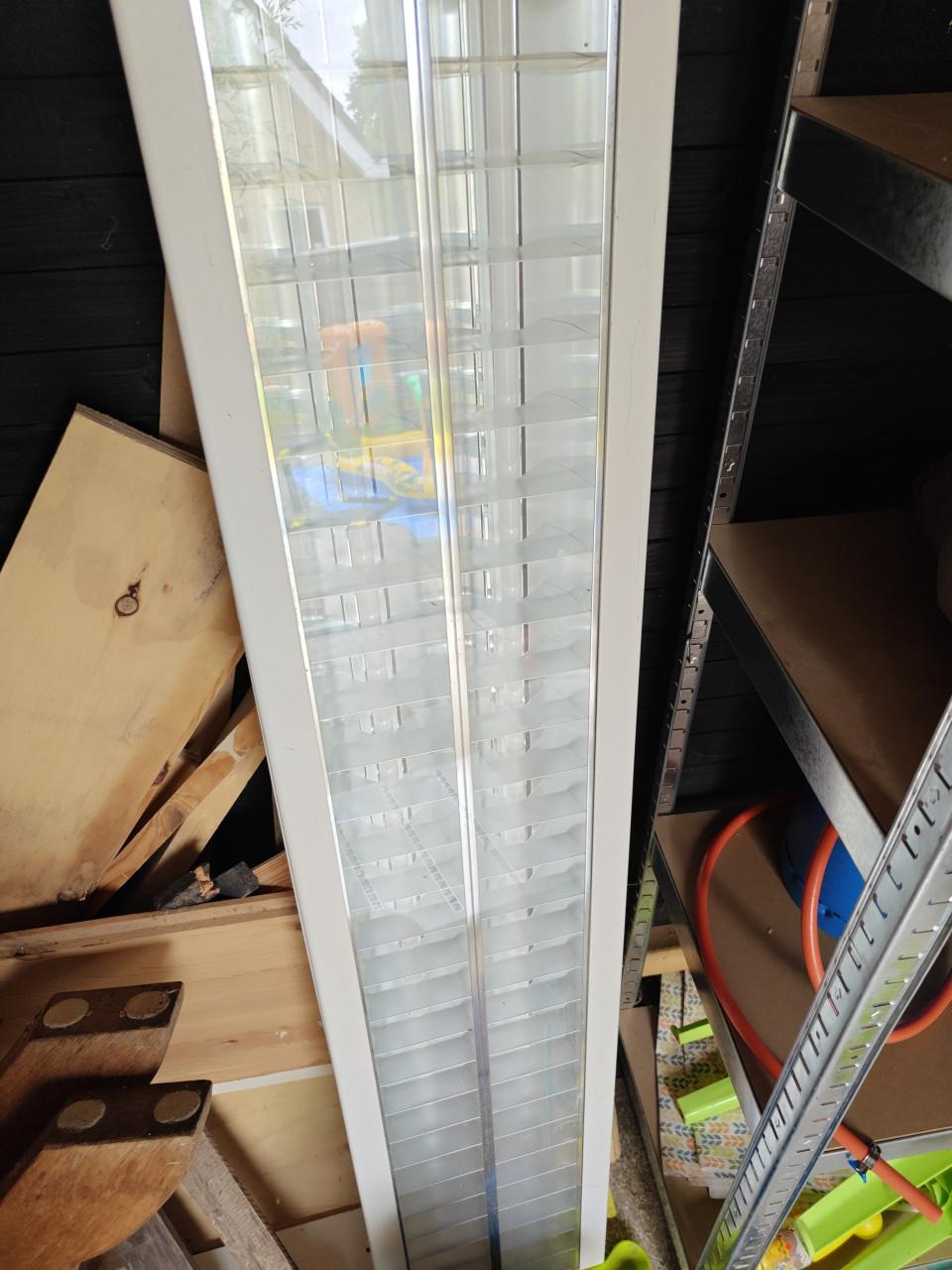 Ledbak plafond en tl bak