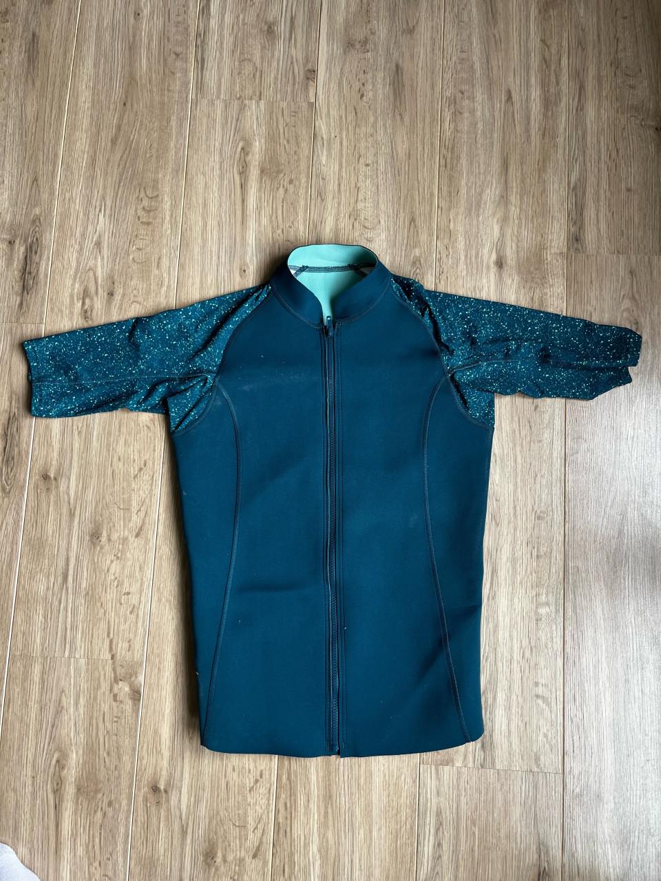 Surfpakken, duik/snorkelpak en zwemshirt