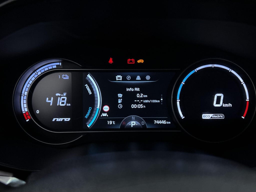 Kia E-niro executiveline 64 kwh | automaat | parker sensoren | leder | stoe