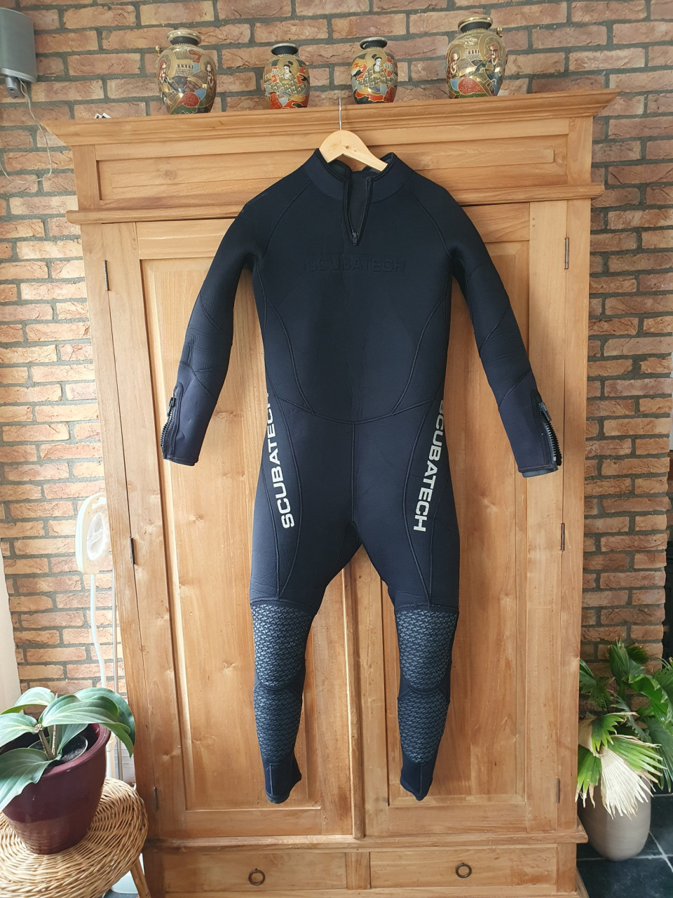 Duikpak heren longsleeves  maat L, merk scubatech