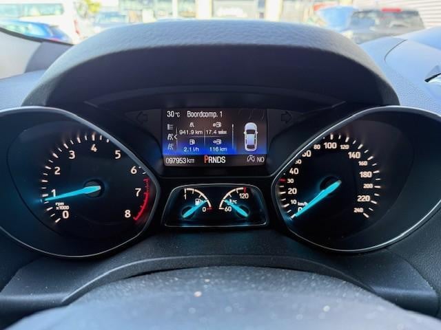 Ford Kuga 1.5 ecoboost titanium | nieuw binnen | automaat | awd | stoel, st