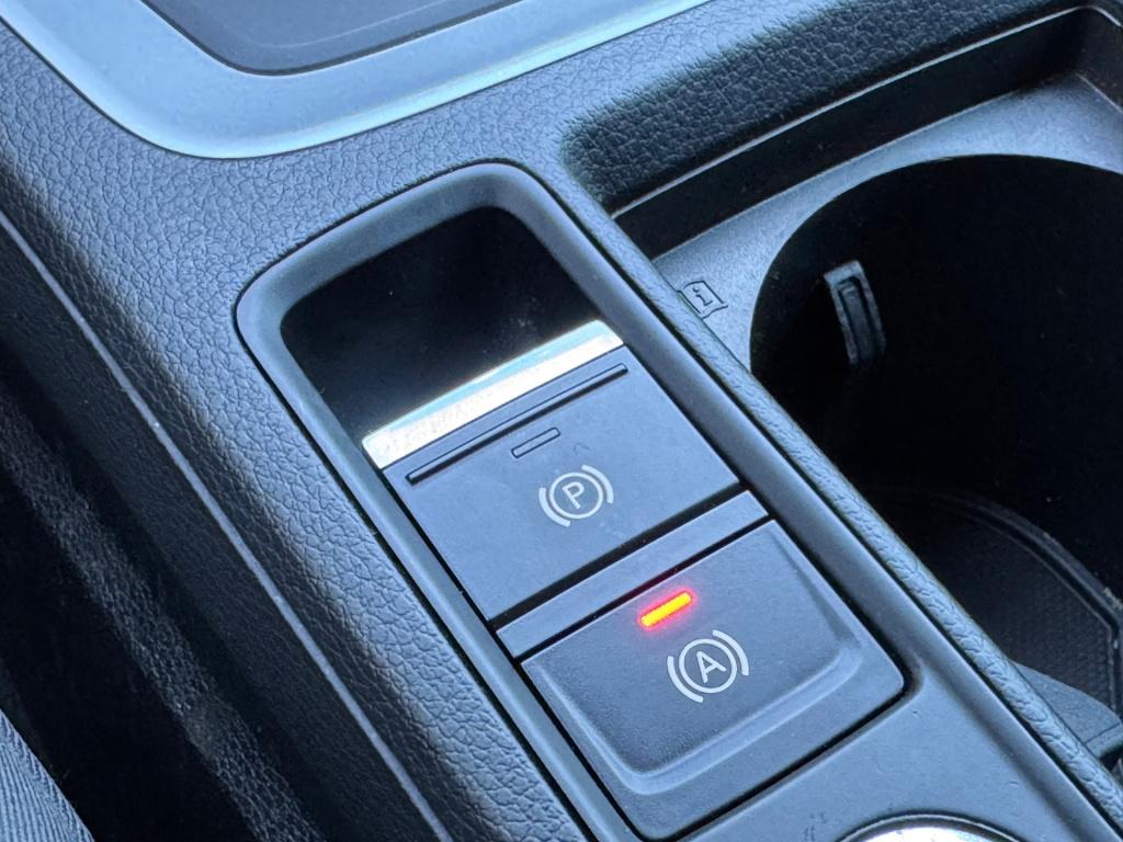 Audi Q3 sportback 35 tfsi s-line * matrix led * camera * black pack * keyle