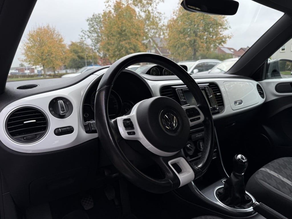 Volkswagen New Beetle 1.2 tsi exclusive s.