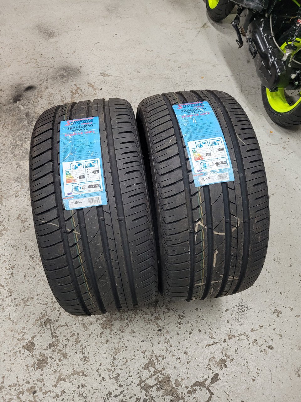 Te koop 19 inch banden