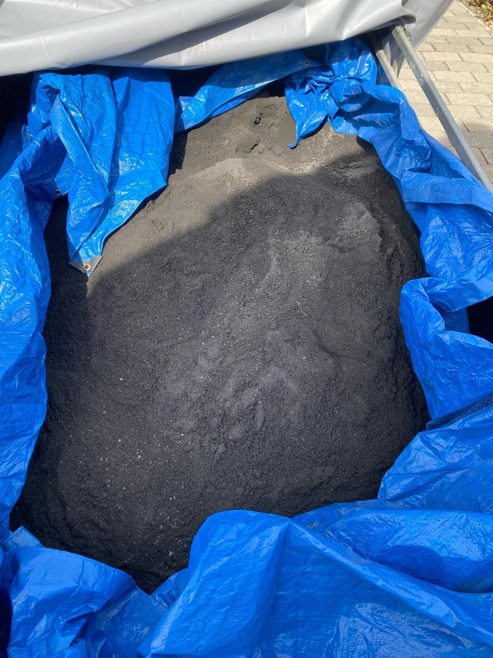 Voegzand, kalksteenzand, zwart