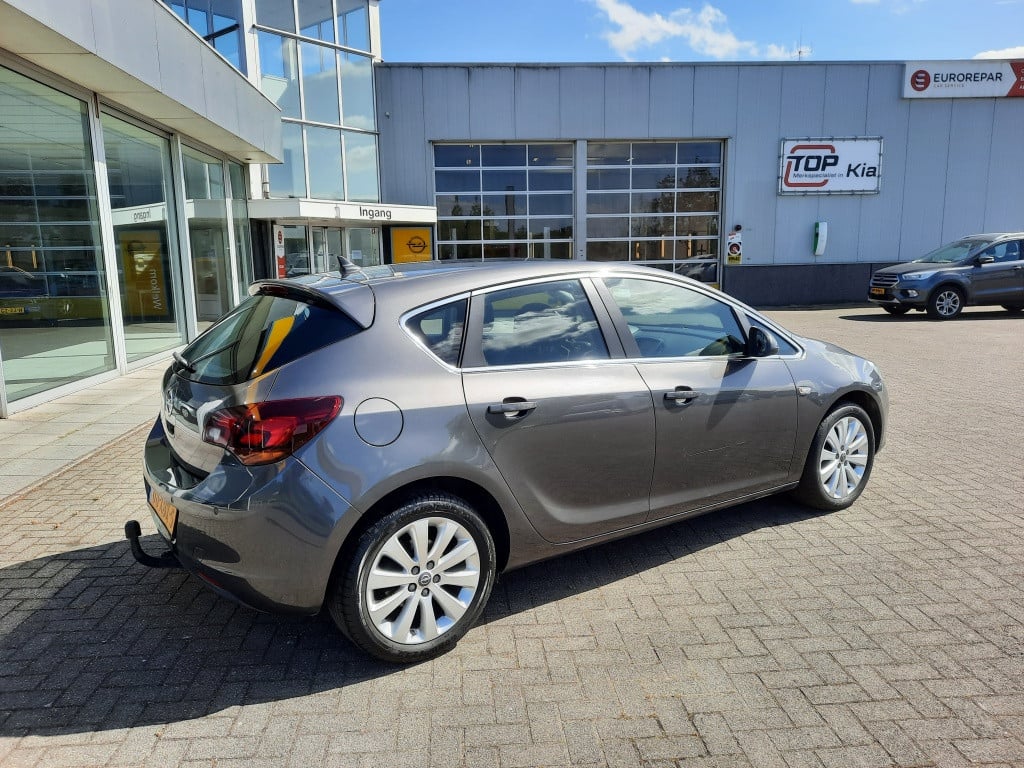Opel Astra 1.4 turbo ann. ed.