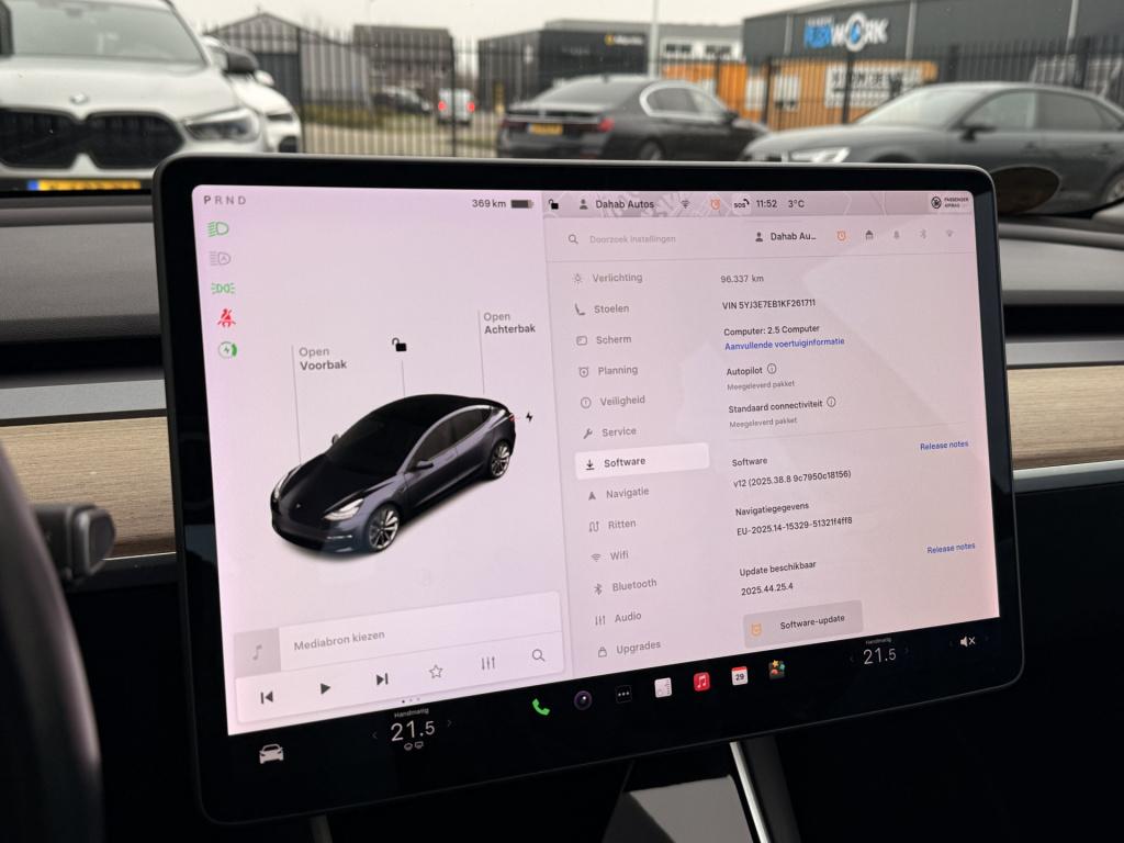 Tesla Model 3 long range awd 75 kwh | stoelverwarming v+a | pano | nomad te