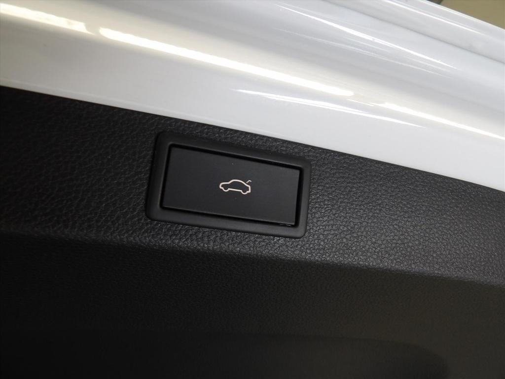 Skoda Karoq 1.5 tsi act greentech 150pk dsg-7 sportline business