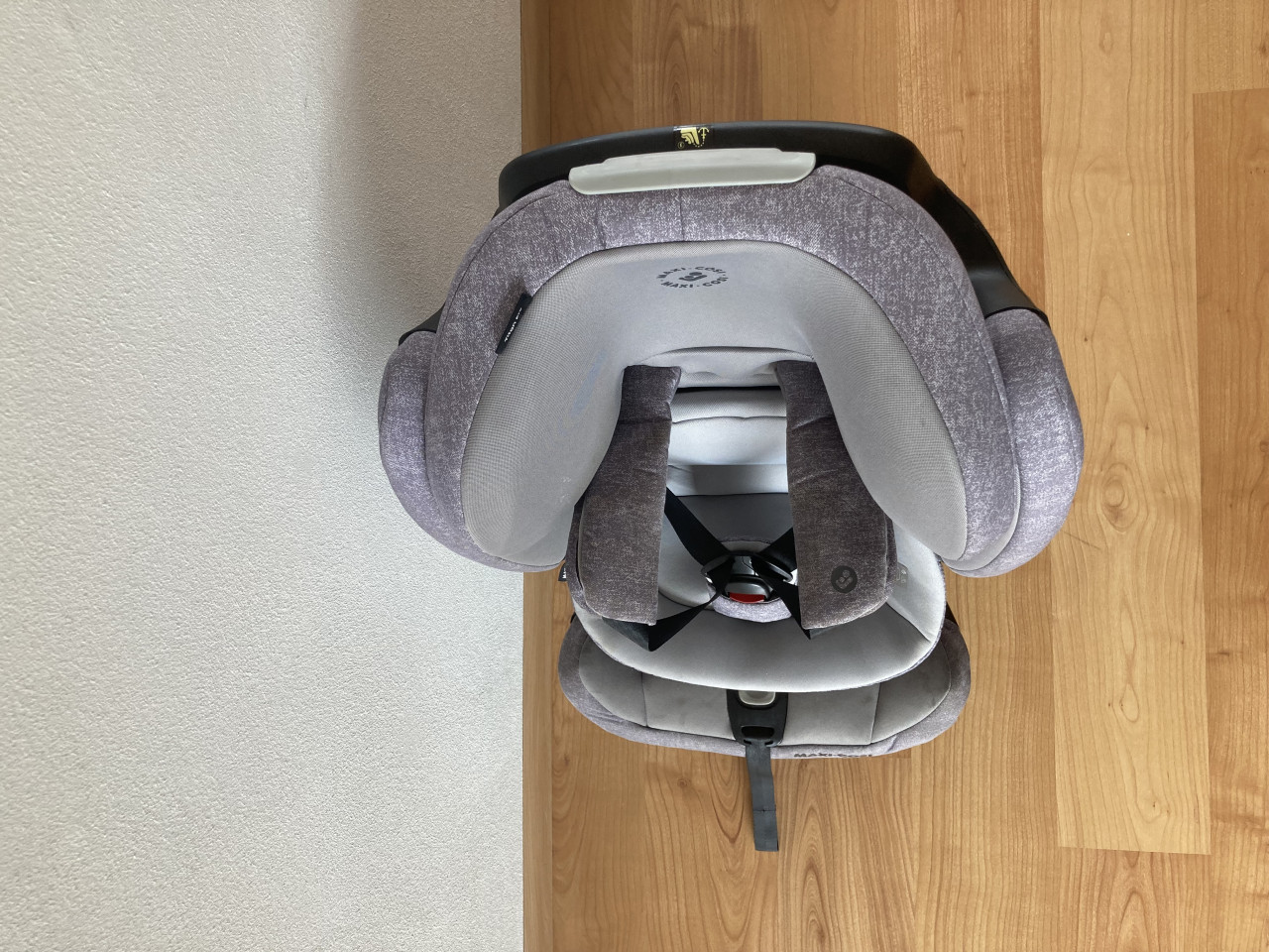 Maxi Cosi Titan Pro kinderstoel grijs