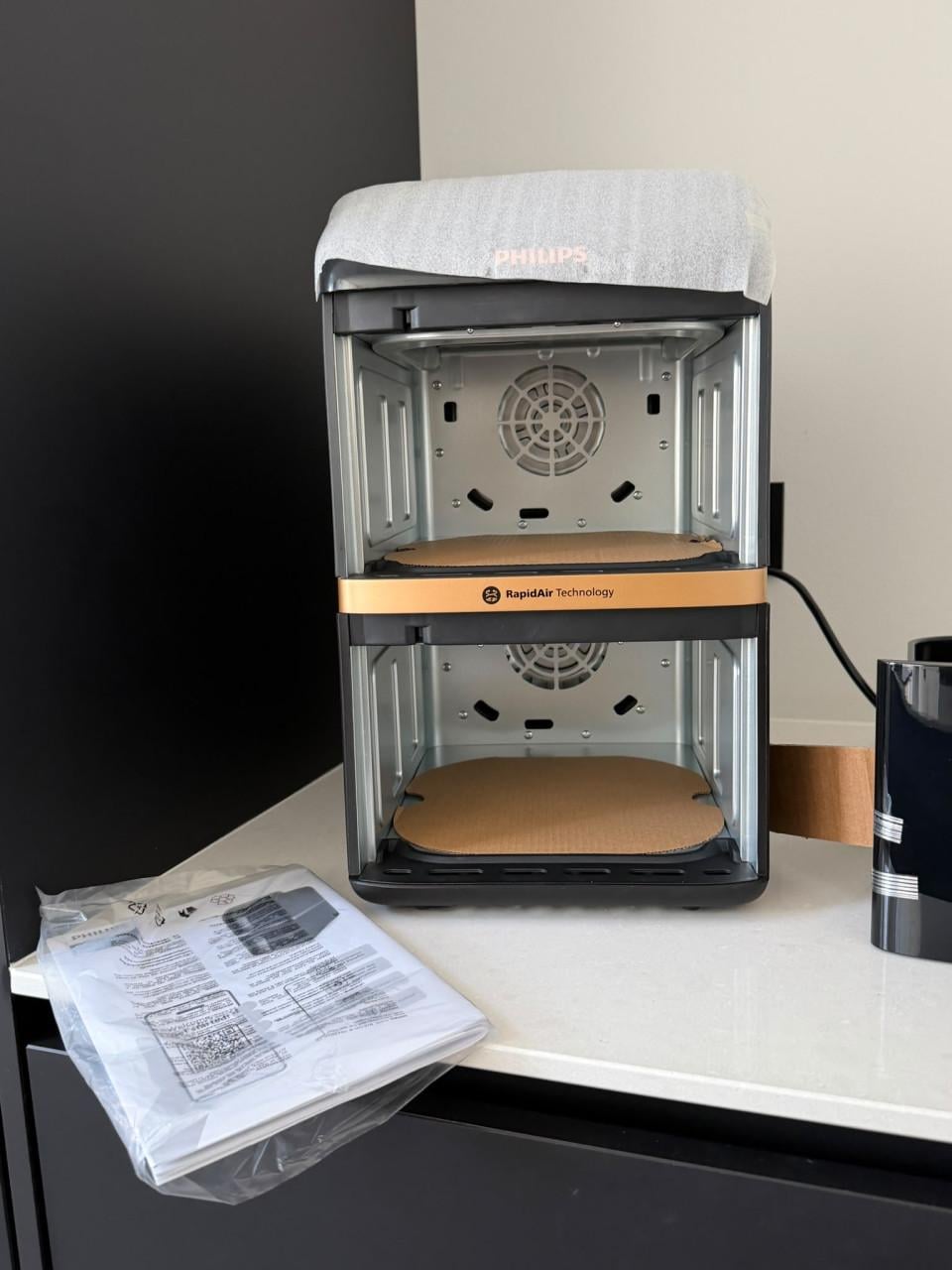 Philips Airfryer 4000 Series Stacked (zwart/goud)
