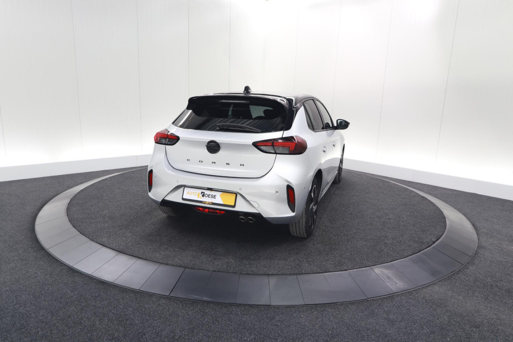 Opel Corsa 130 eat8 gs line | camera | navigatie | apple carplay | parkeers