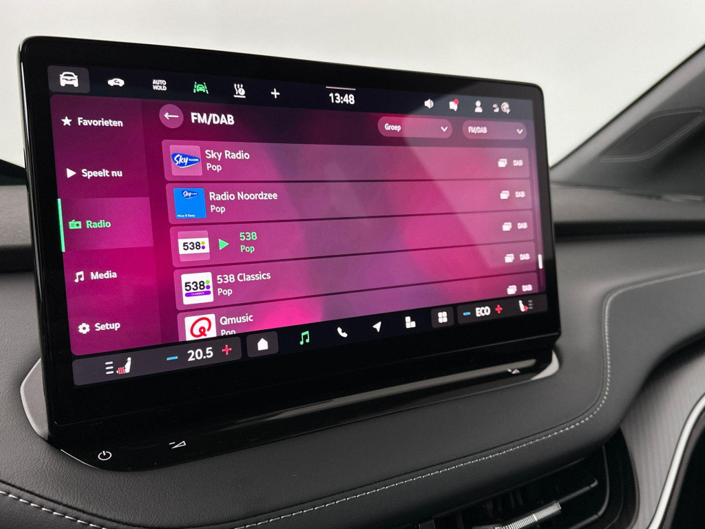 Skoda Enyaq Iv sportline elektromotor 210 kw / 286 pk suv elektri