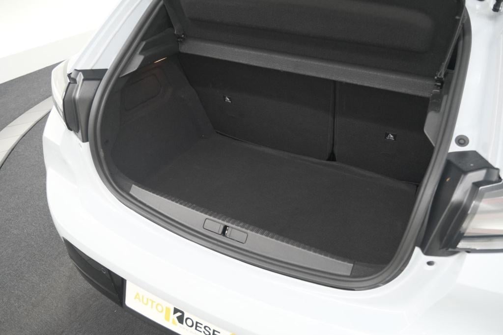 Peugeot 208 1.2 hybrid 110 e-dcs6 allure | climate control | apple carplay 
