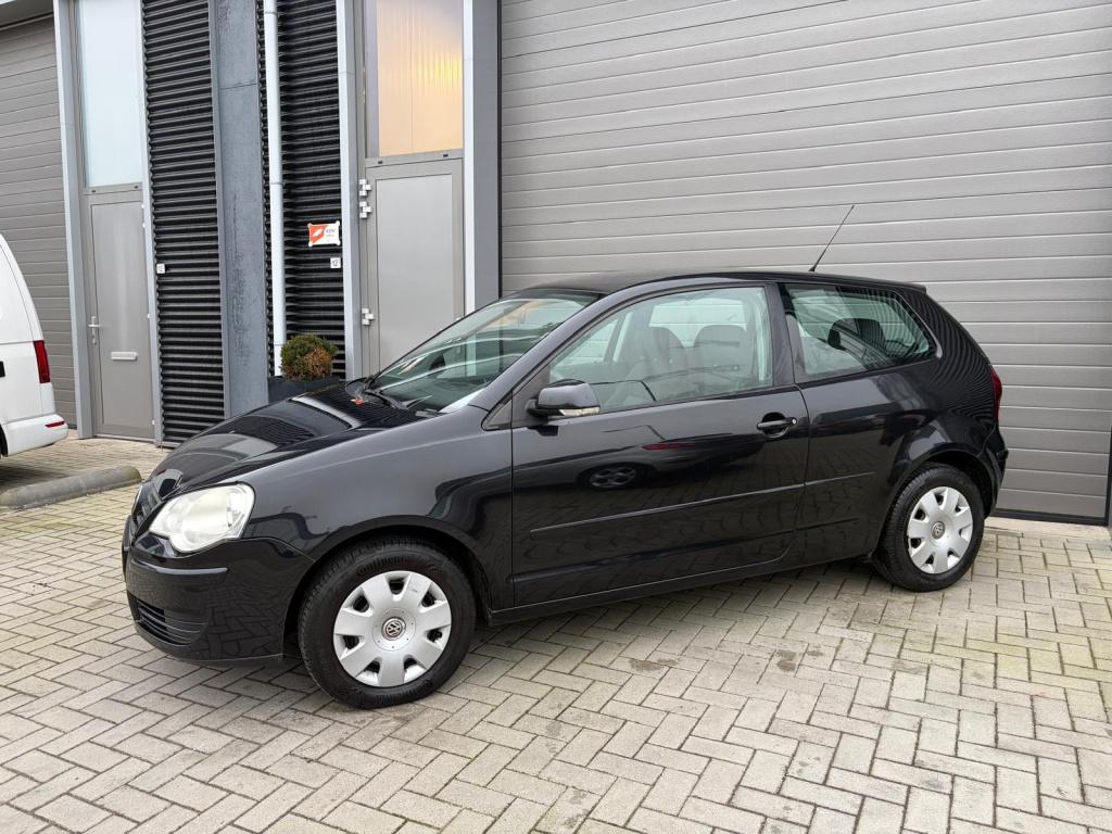 Volkswagen Polo 1.4-16v optive/hele nette auto/airco/3e eigenaar/