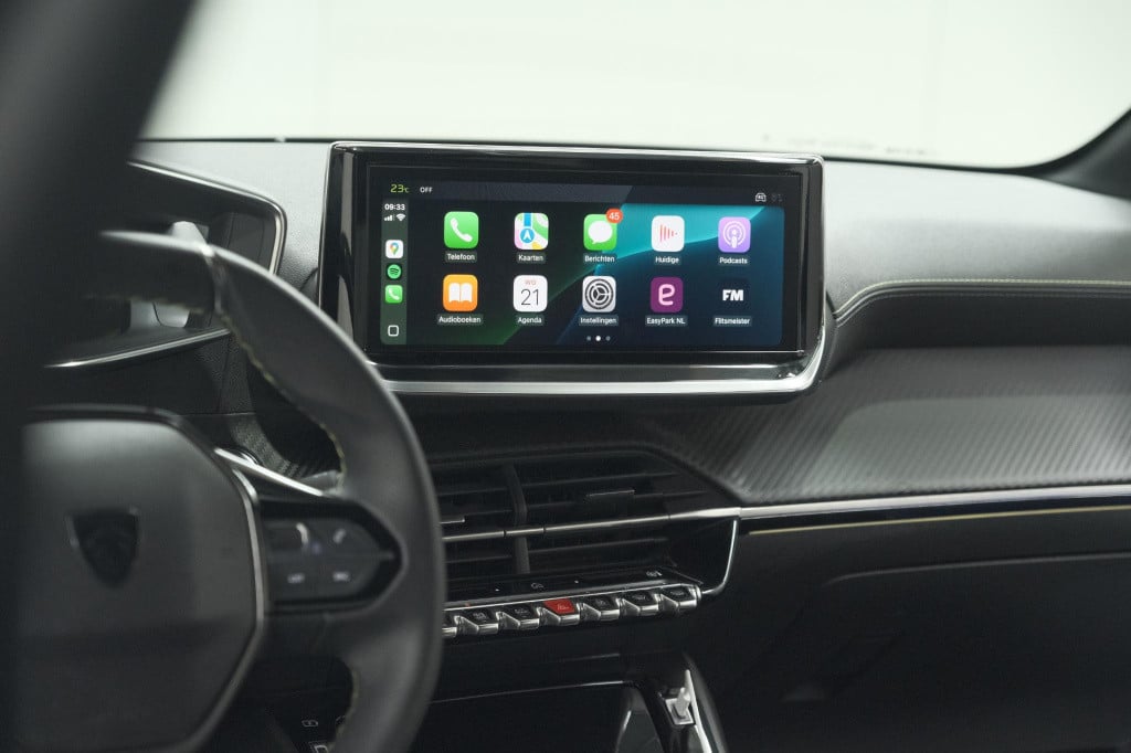 Peugeot 208 puretech 100 gt | camera | apple carplay | parkeersensoren