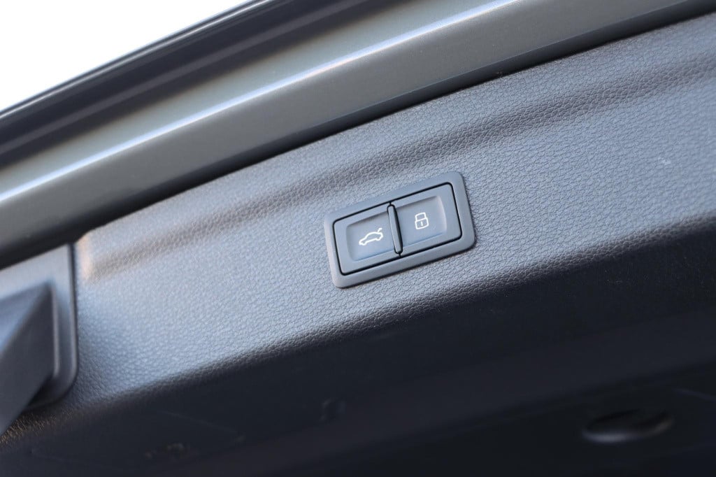 Audi Q3 35 tfsi s-line edition 150pk