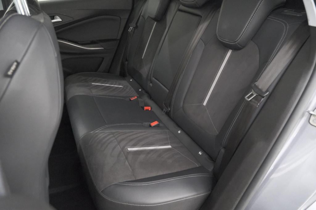 Opel Grandland 1.6 turbo plug-in hybrid 4x4 gse | elektrische kofferklep | 